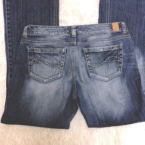 Maurices Distressed Laney Boot Jeans Size 7/8 Long